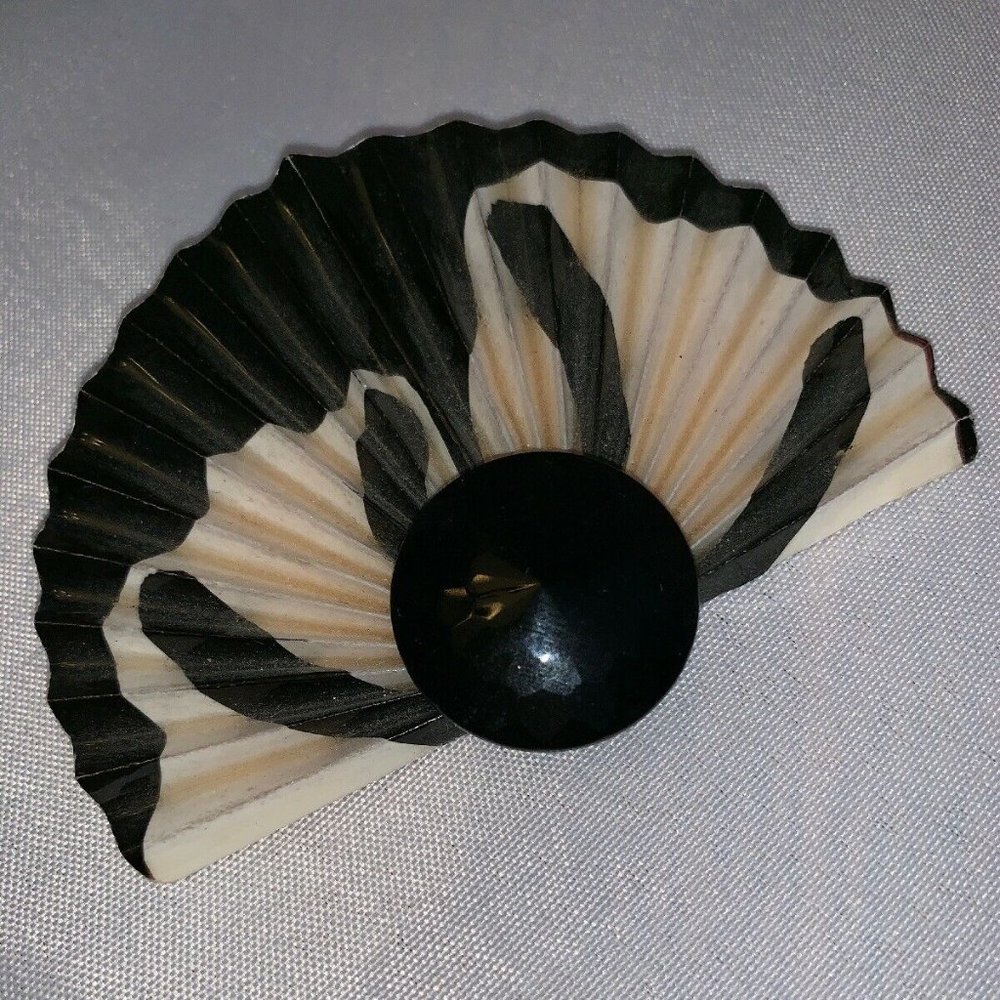 Vintage Brooch Black White Fan By Jennings